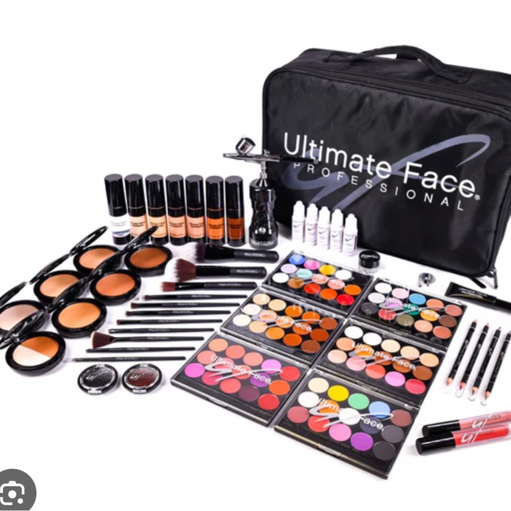 Professional Makeup Kit - Multicolor